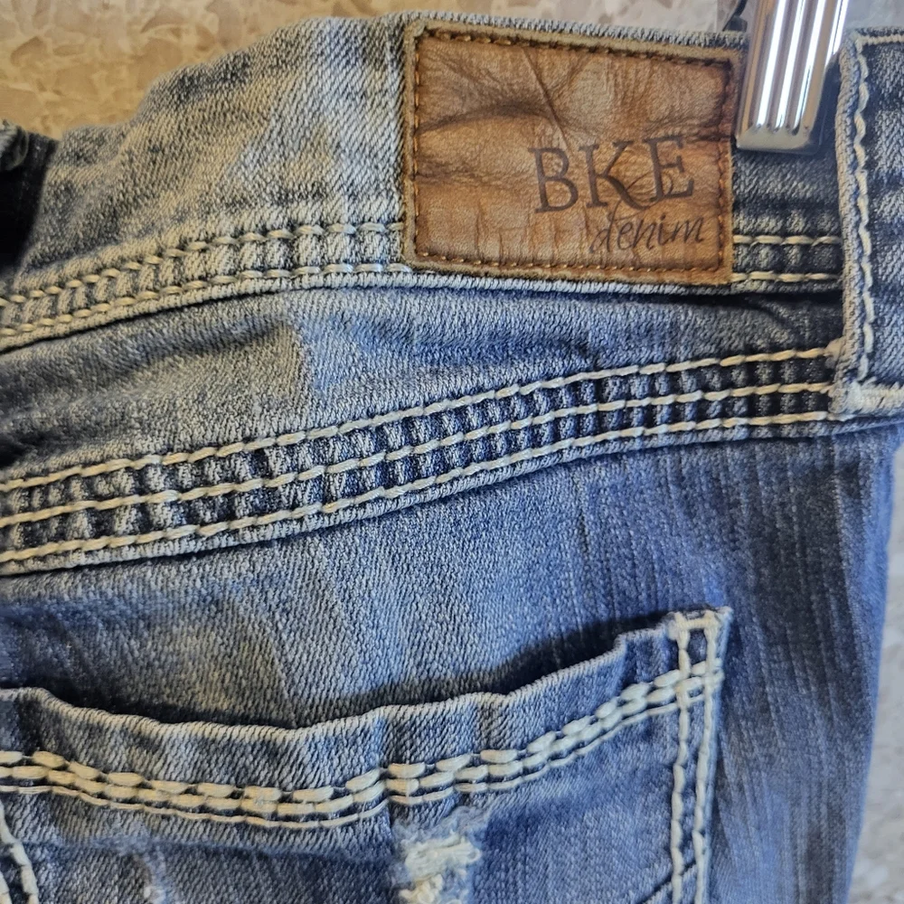 BKE, Women's Sabrina Flare Leg Denim, Distressed,‎ Stretch, Size 30R